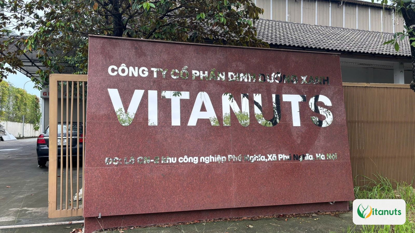 Biển tên Công ty Cổ phần Dinh dưỡng Xanh Vitanuts tại KCN Phú Nghĩa, Hà Nội